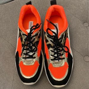 Steve Madden Sneakers